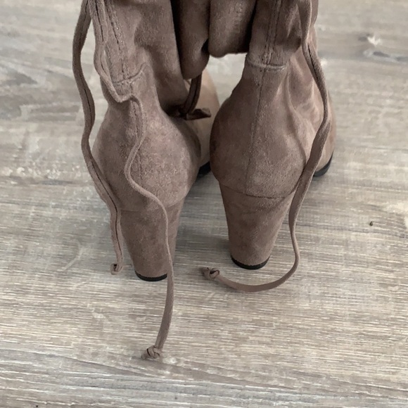 New tan heeled boots - Picture 2 of 2